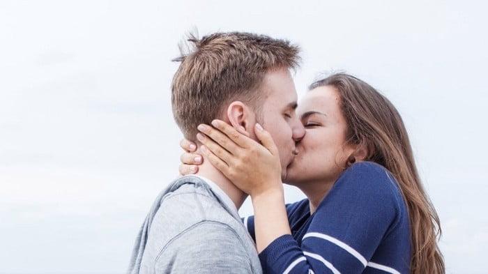 How to Turn Your Friend Into Your Girlfriend The eyes are the key to unlocking passion and intimacy