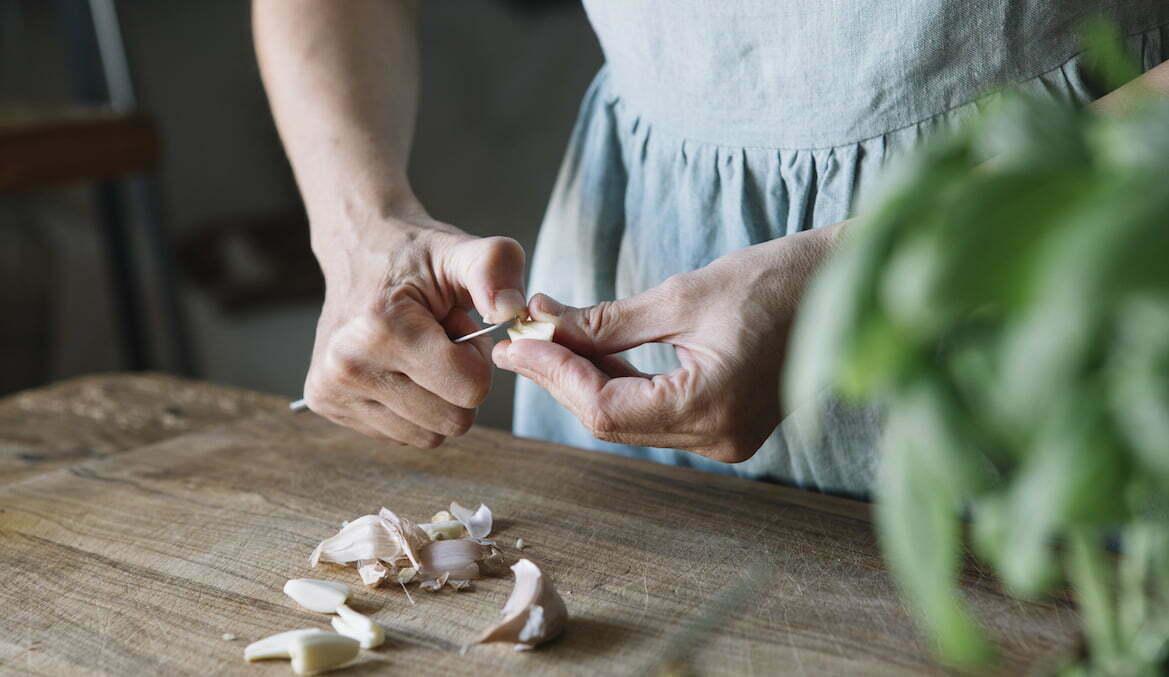 Eating Raw Garlic Benefits Hacks You Need to Know Now